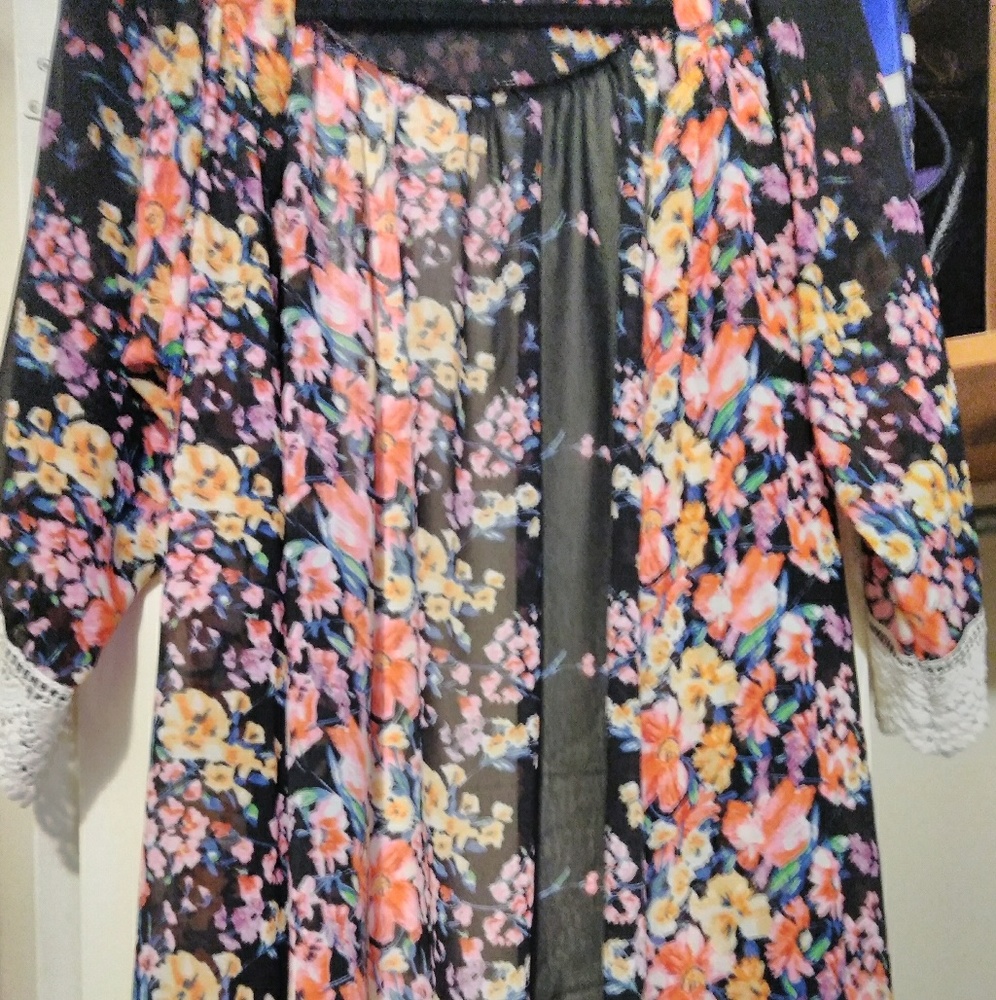 Floral kimono